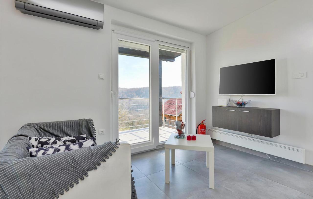 8 Bedroom Lovely Home In Durdevac Ðurđevac Εξωτερικό φωτογραφία